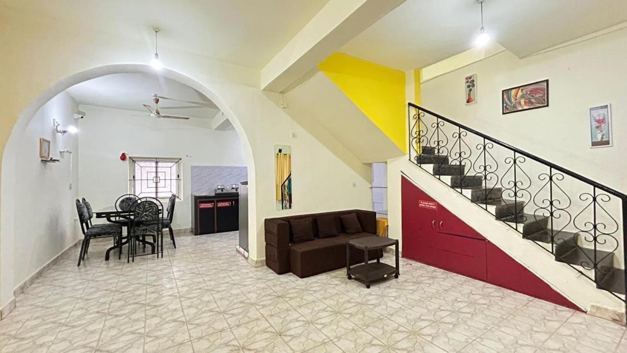 Muffys Villa Arpora Exterior photo